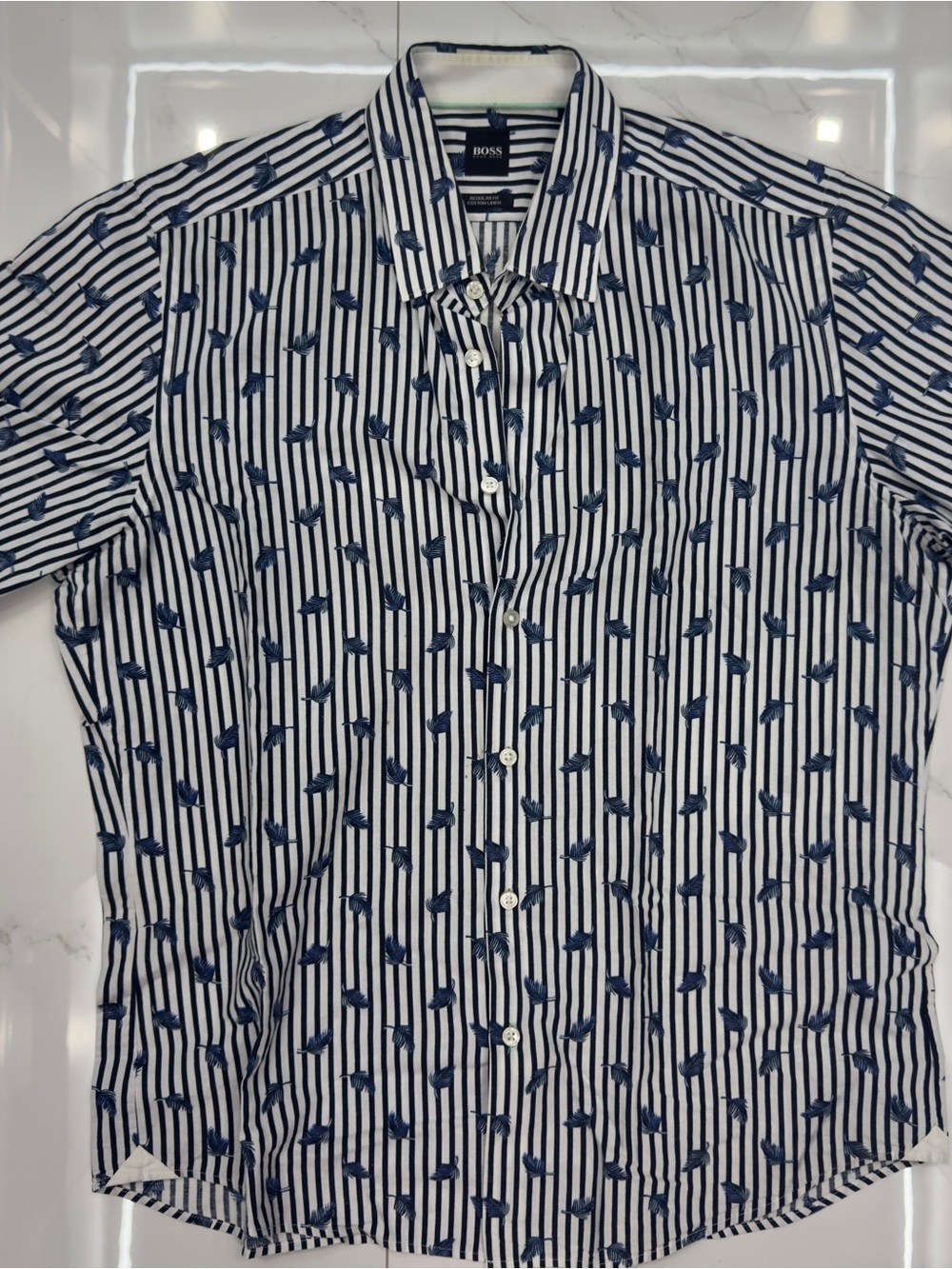 Boss Men's White and Navy Vertical Stripe Short-Sleeve Button-Up Shirt